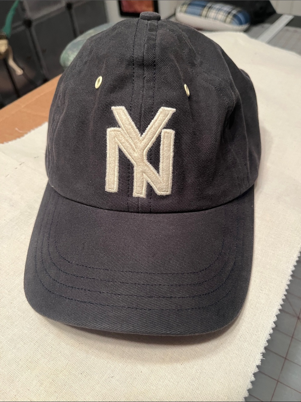Men’s New York Black Yankees Baseball Cap OS